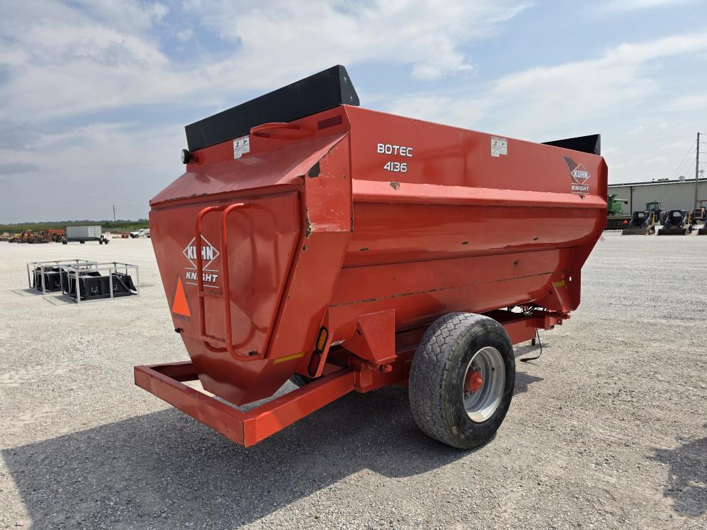 Image for 2013 Kuhn-Knight 4136