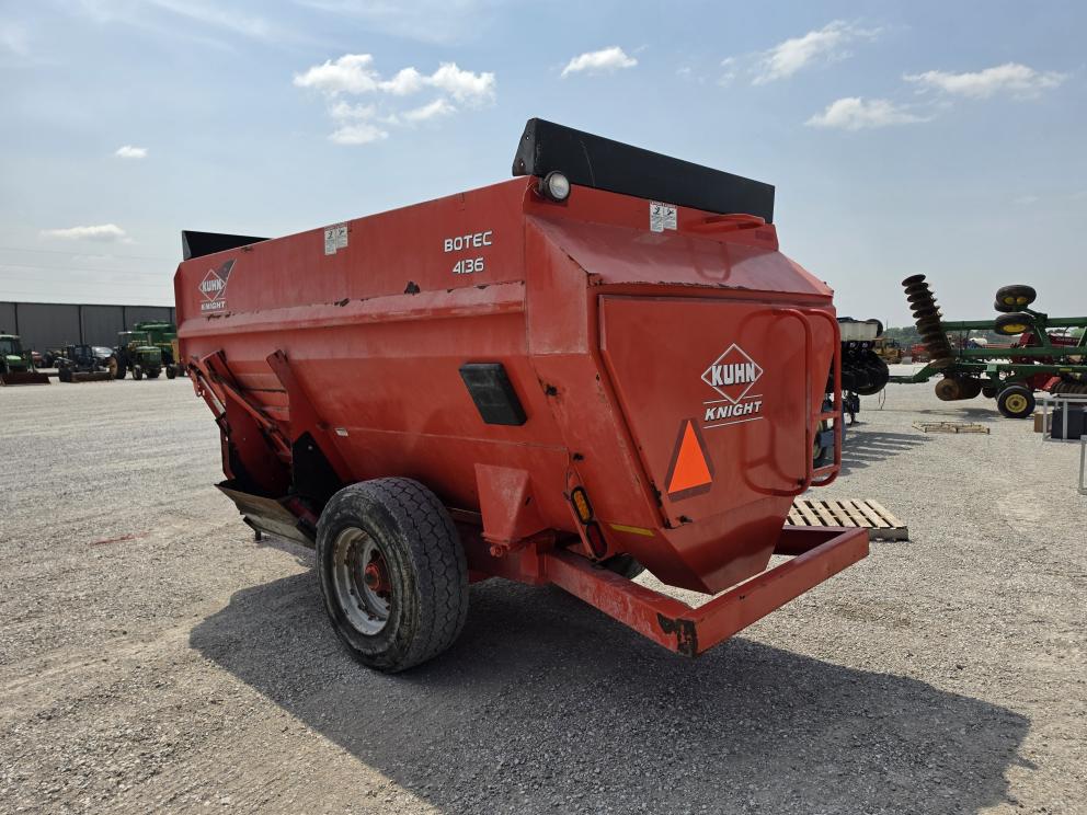 Image for 2013 Kuhn-Knight 4136