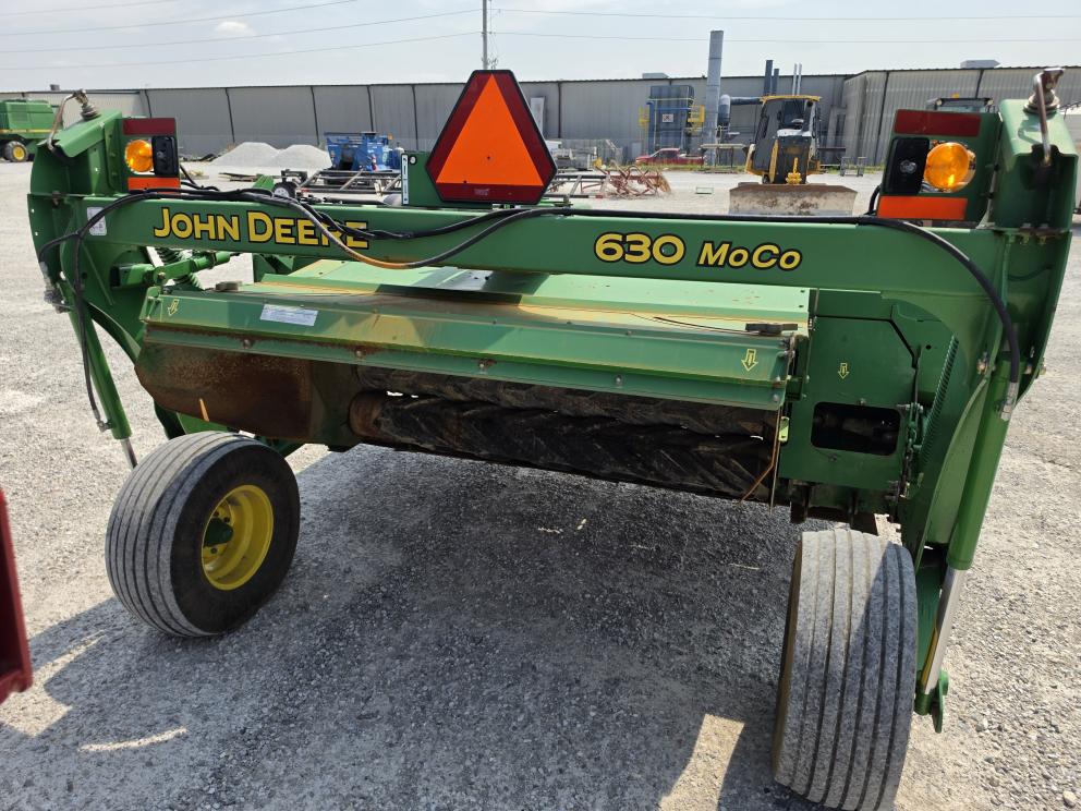 Image for 2009 John Deere 630