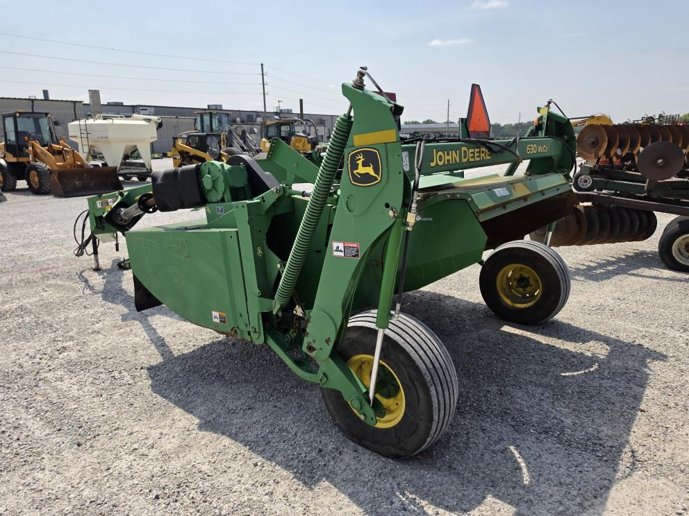 Image for 2009 John Deere 630