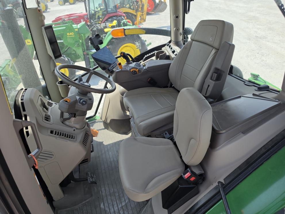 Image for 2024 John Deere 6R 145