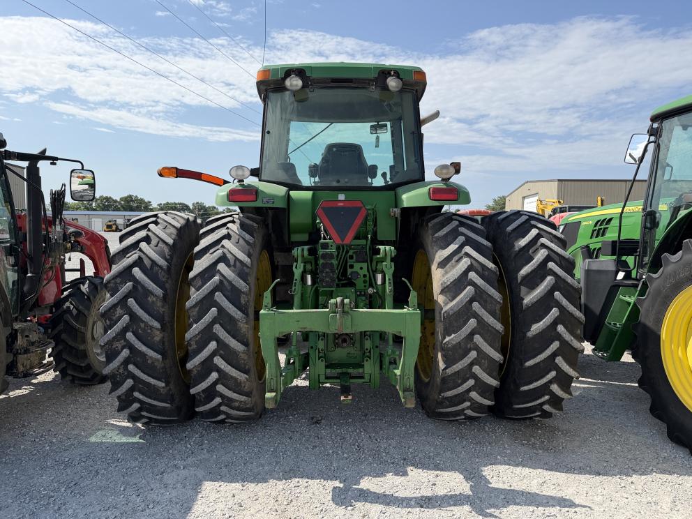Image for 2005 John Deere 7820