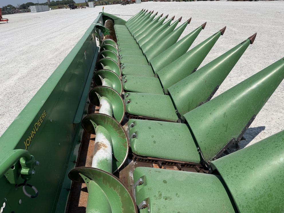 Image for 2018 John Deere 716C