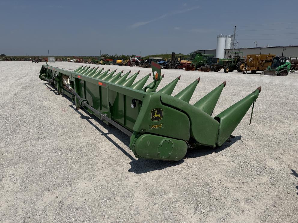 Image for 2018 John Deere 716C