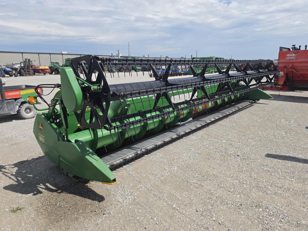 Image for 2011 John Deere 630F