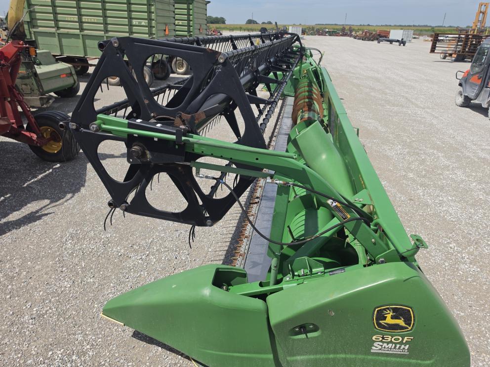 Image for 2011 John Deere 630F
