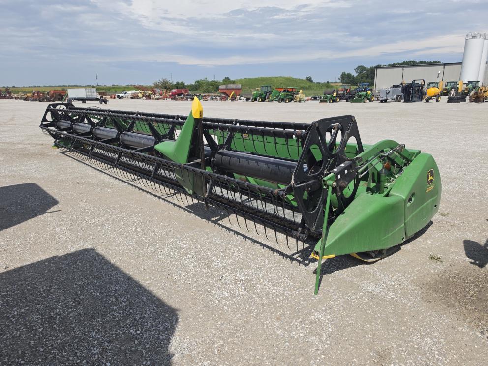 Image for 2011 John Deere 630F
