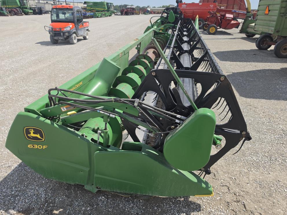 Image for 2011 John Deere 630F