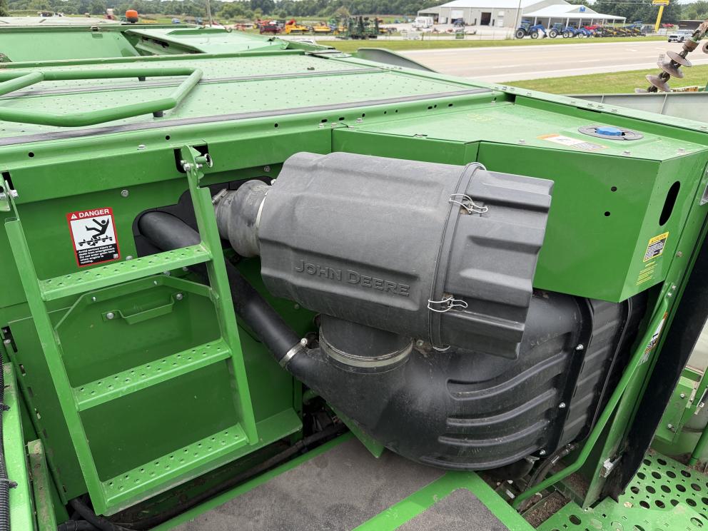 Image for 2019 John Deere S770