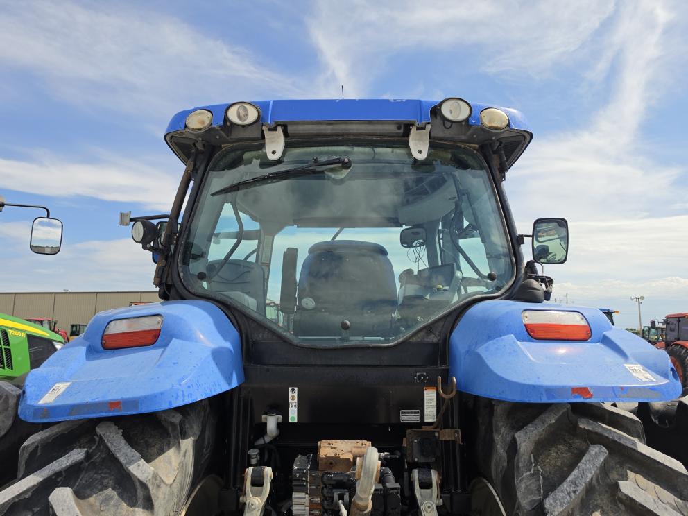 Image for 2015 New Holland T7.210
