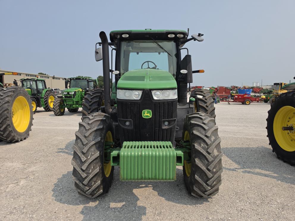 Image for 2013 John Deere 7200R