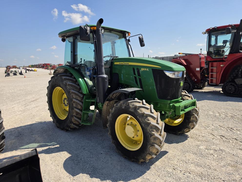 Image for 2020 John Deere 6120E