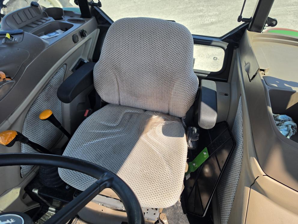 Image for 2020 John Deere 6120E
