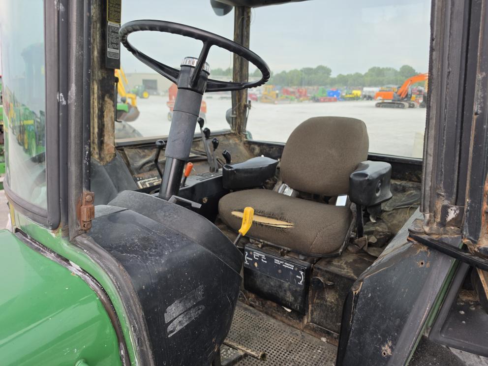 Image for 1981 John Deere 4440