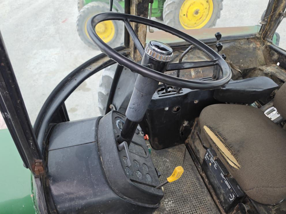Image for 1981 John Deere 4440