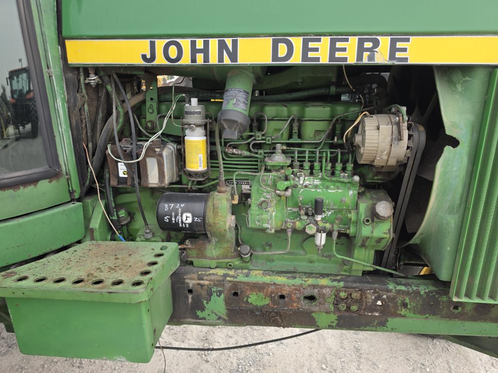 Image for 1981 John Deere 4440