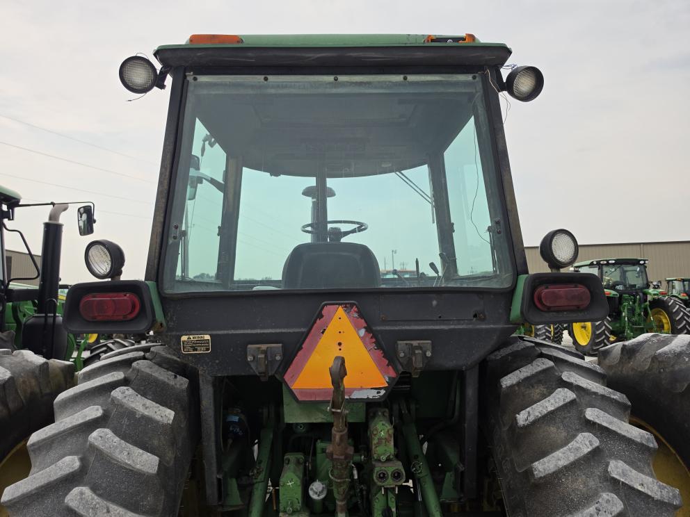 Image for 1981 John Deere 4440