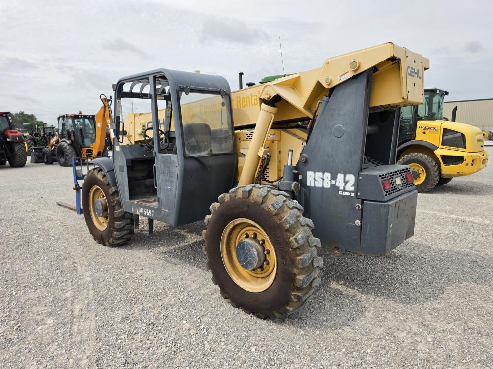 Image for 2016 Gehl RS8-42