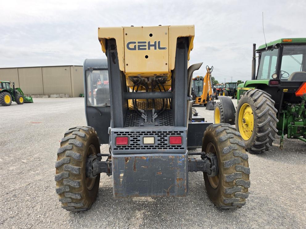 Image for 2016 Gehl RS8-42
