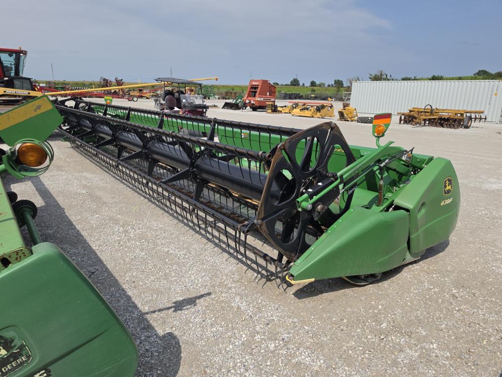 Image for 2009 John Deere 630F