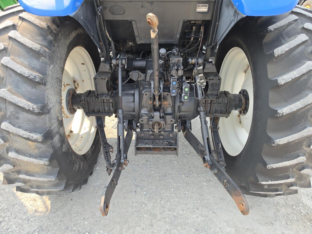 Image for 2010 New Holland TS6020