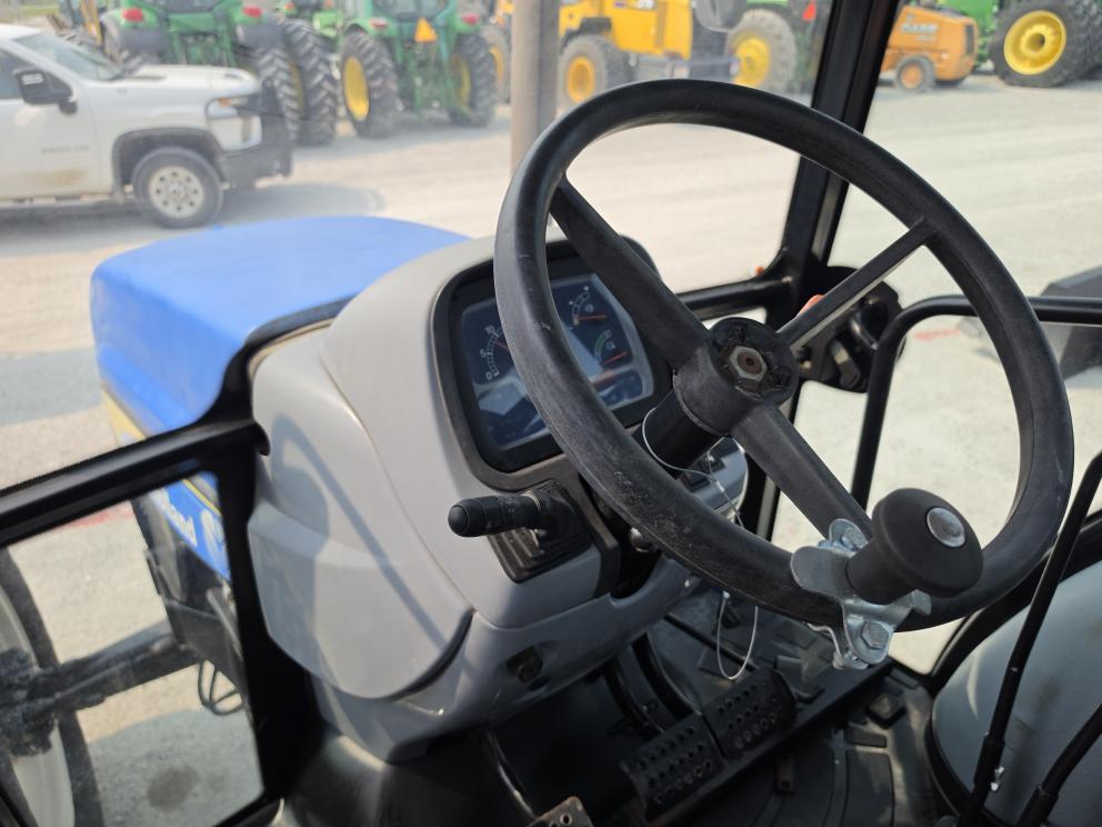 Image for 2010 New Holland TS6020