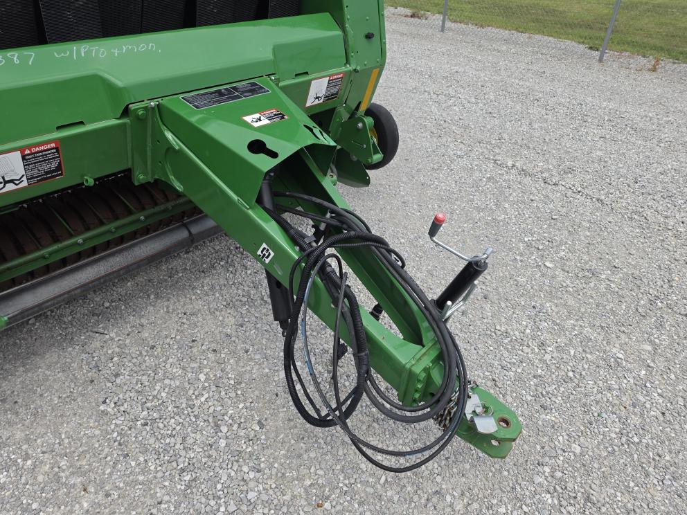 Image for 2023 John Deere 560M