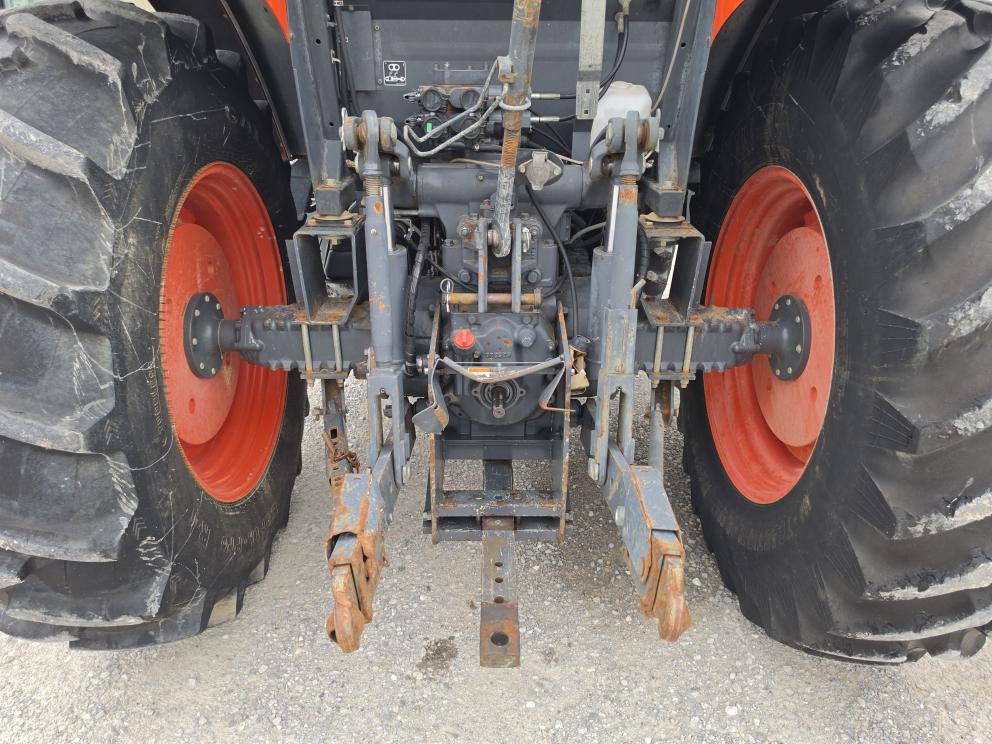 Image for 2016 Kubota M6-111