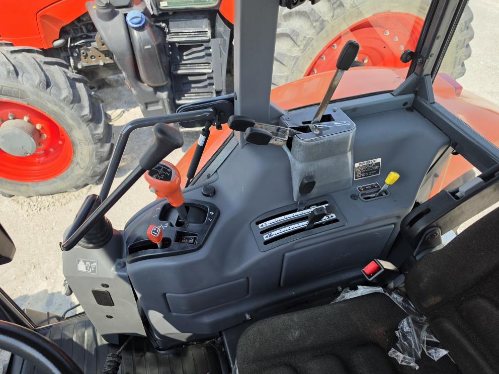 Image for 2021 Kubota M6S-111