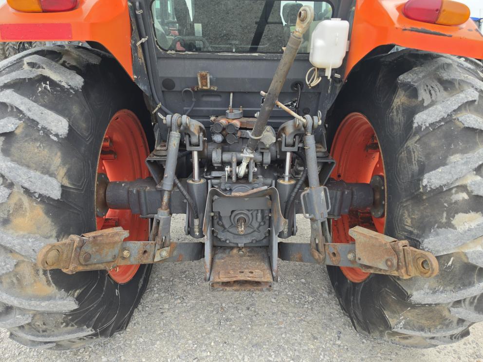 Image for 2014 Kubota M9960