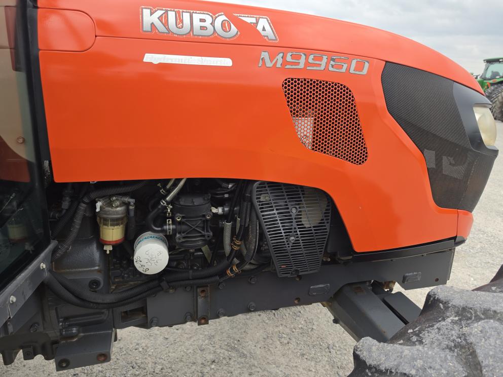 Image for 2014 Kubota M9960