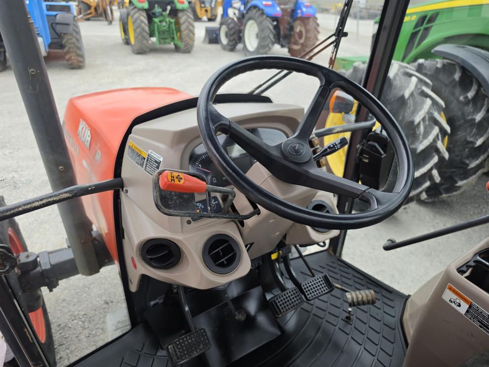 Image for 2014 Kubota M9960
