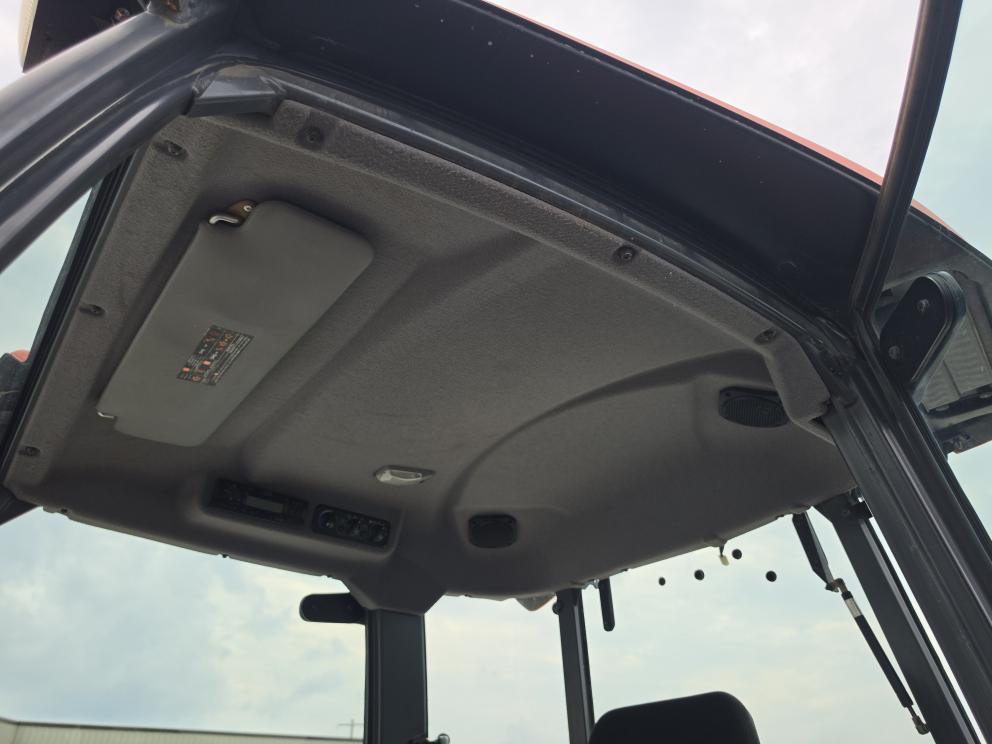 Image for 2017 Kubota M7060