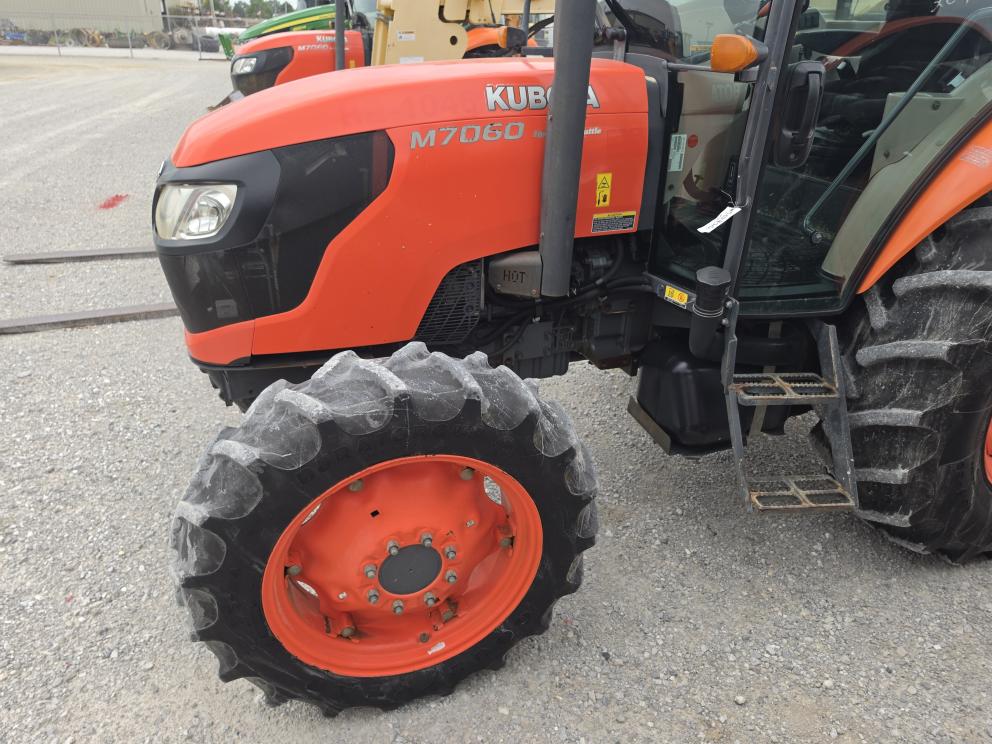 Image for 2015 Kubota M7060