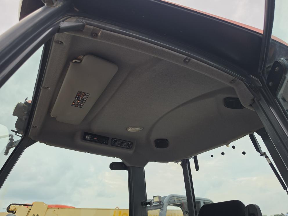 Image for 2015 Kubota M7060
