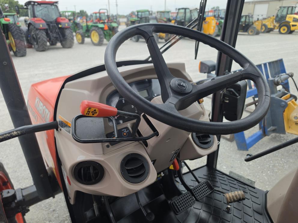 Image for 2015 Kubota M7060