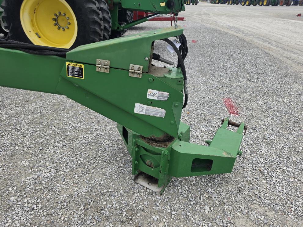 Image for 2013 John Deere 956
