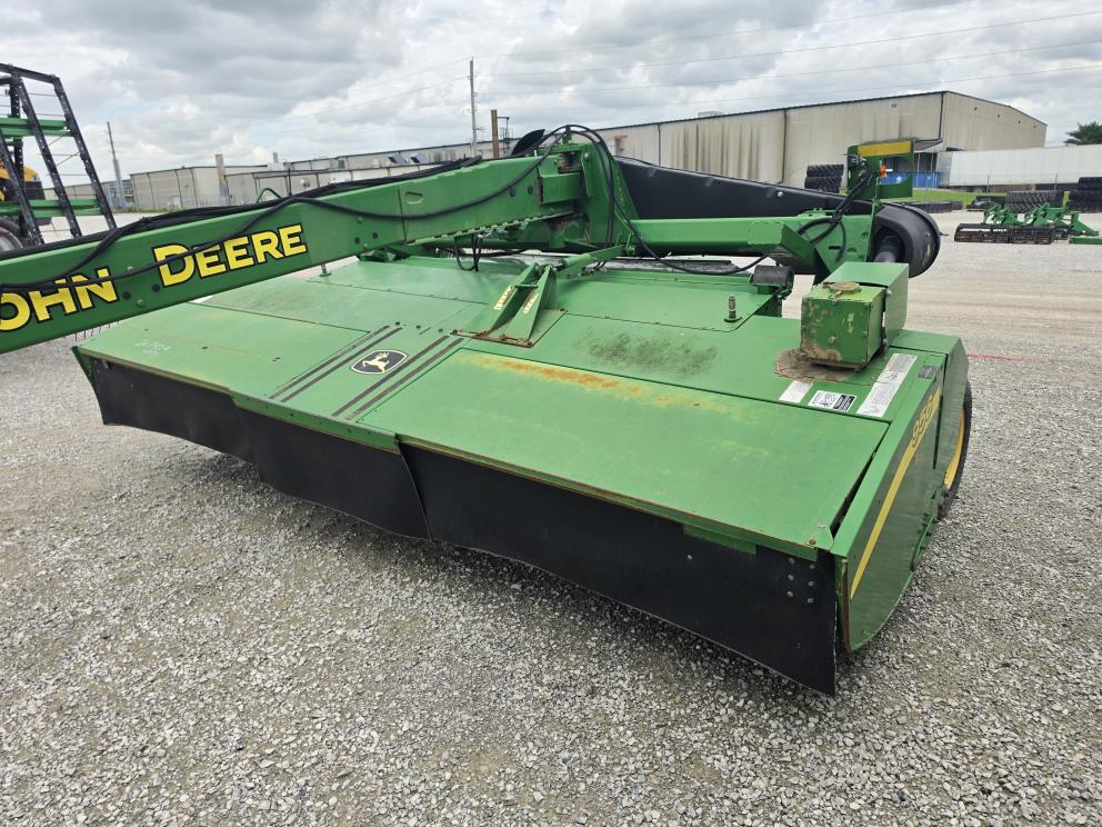 Image for 2013 John Deere 956