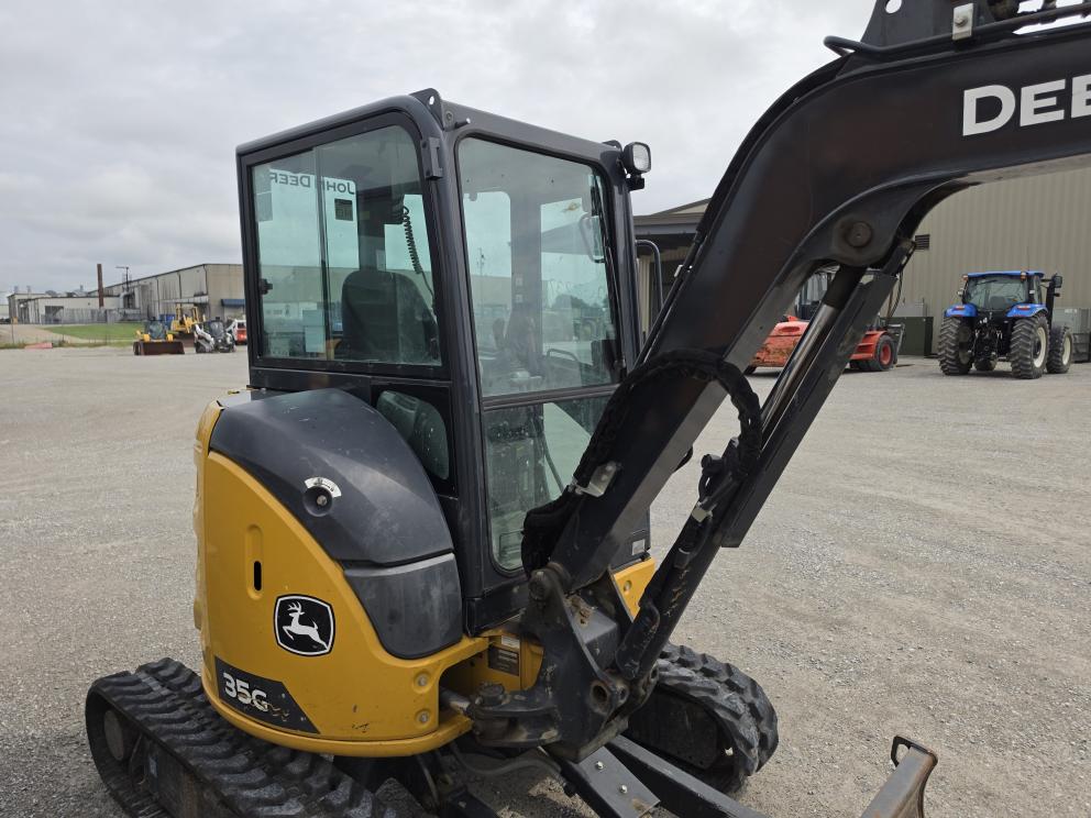 Image for 2021 John Deere 35G