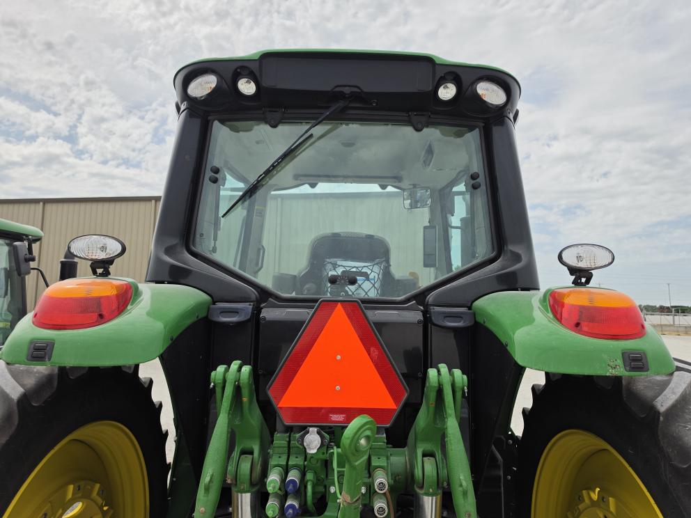 Image for 2023 John Deere 6155M