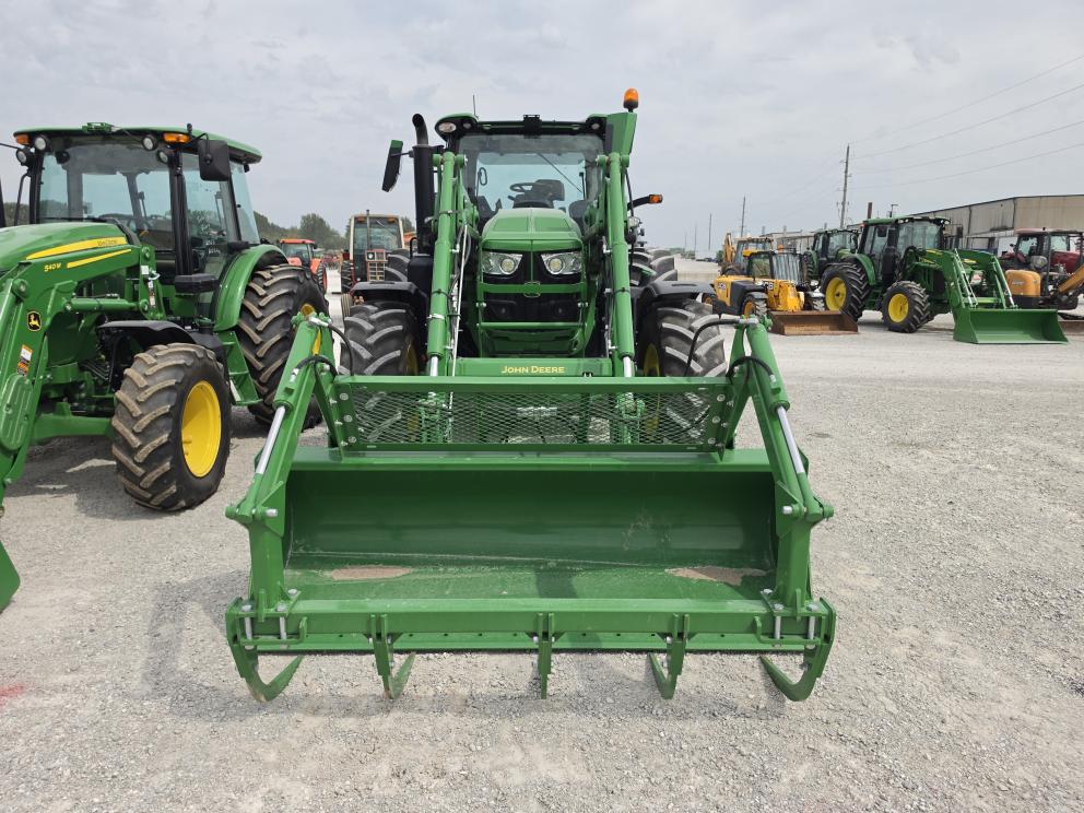 Image for 2023 John Deere 6R 155