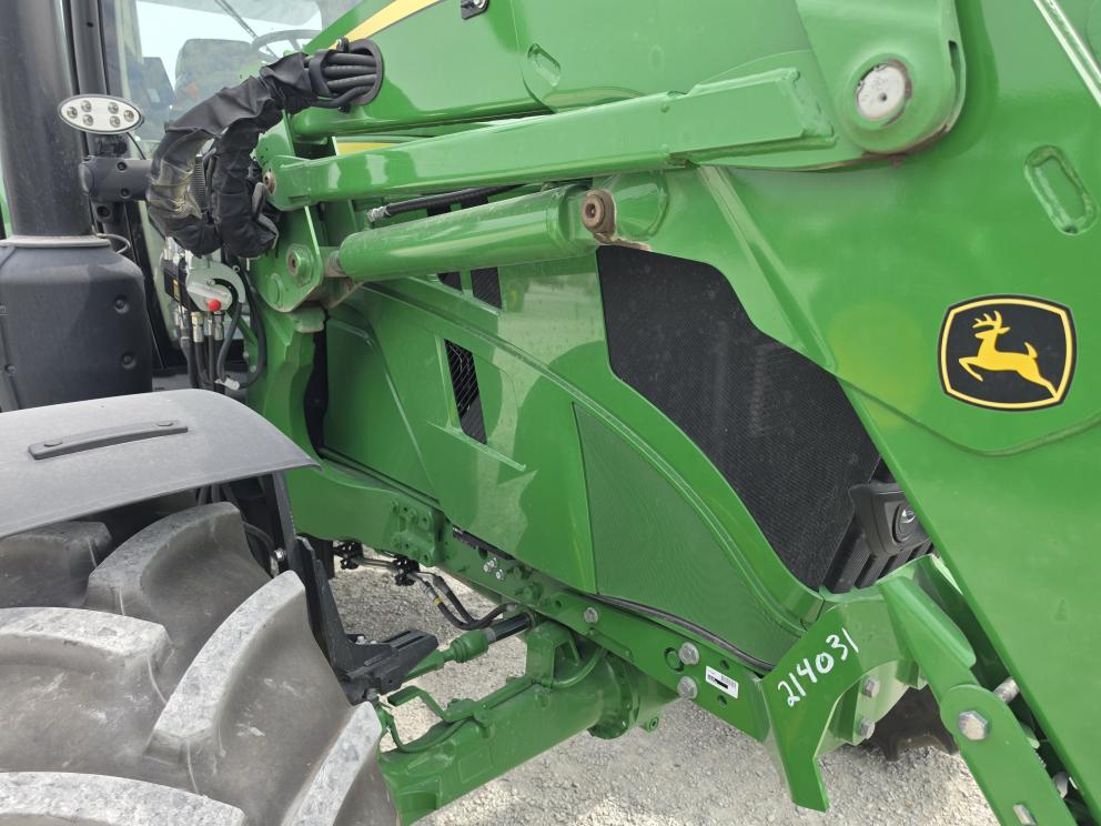 Image for 2023 John Deere 6R 155
