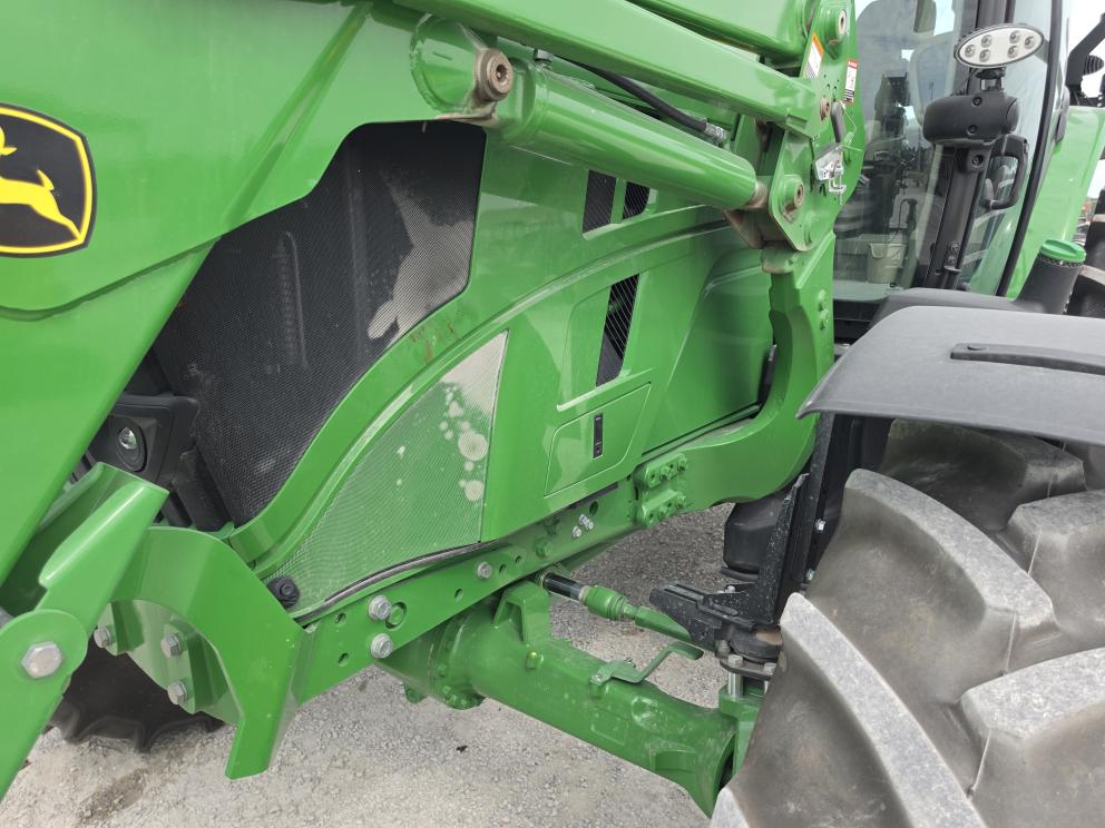 Image for 2023 John Deere 6R 155