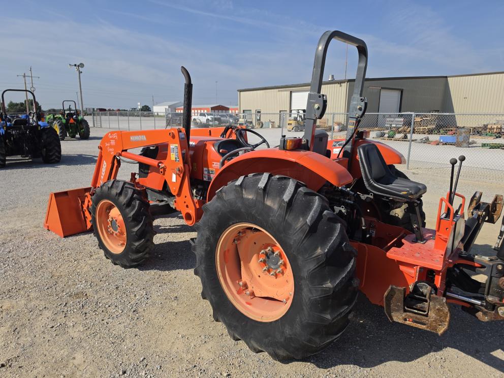 Image for 2006 Kubota M8540