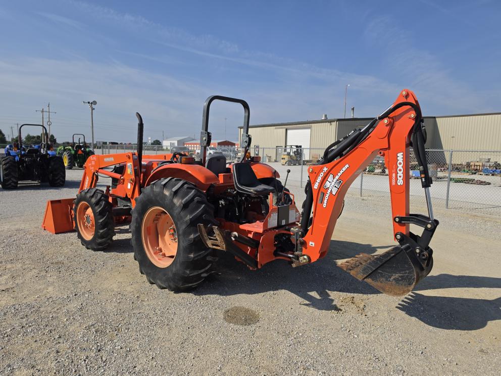 Image for 2006 Kubota M8540