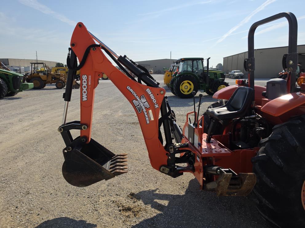 Image for 2006 Kubota M8540