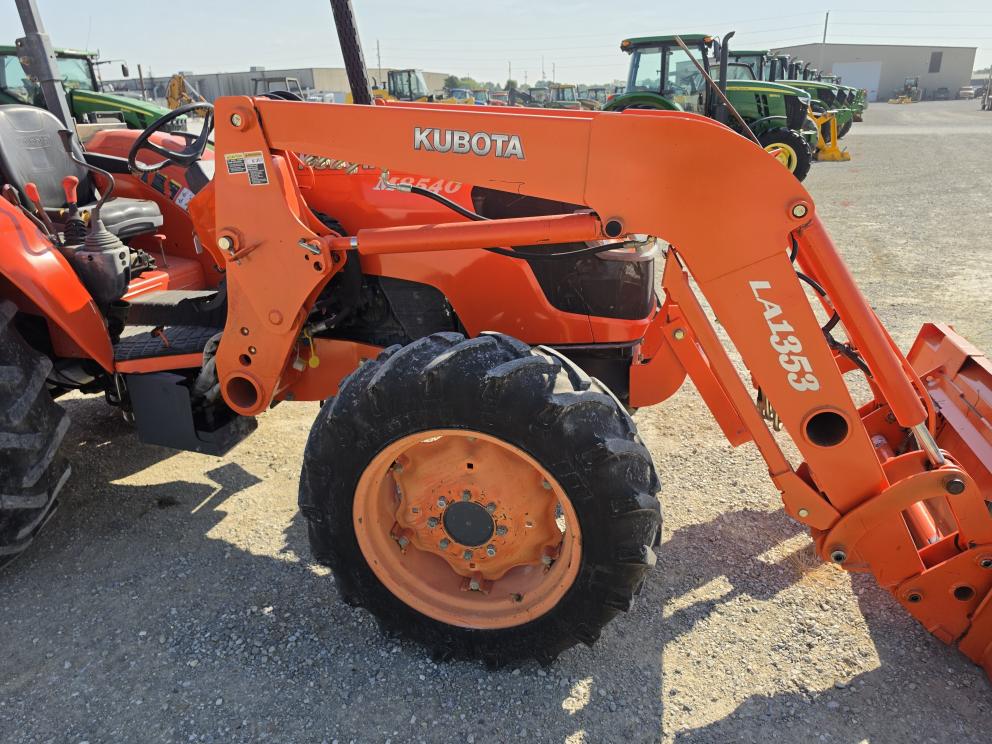 Image for 2006 Kubota M8540