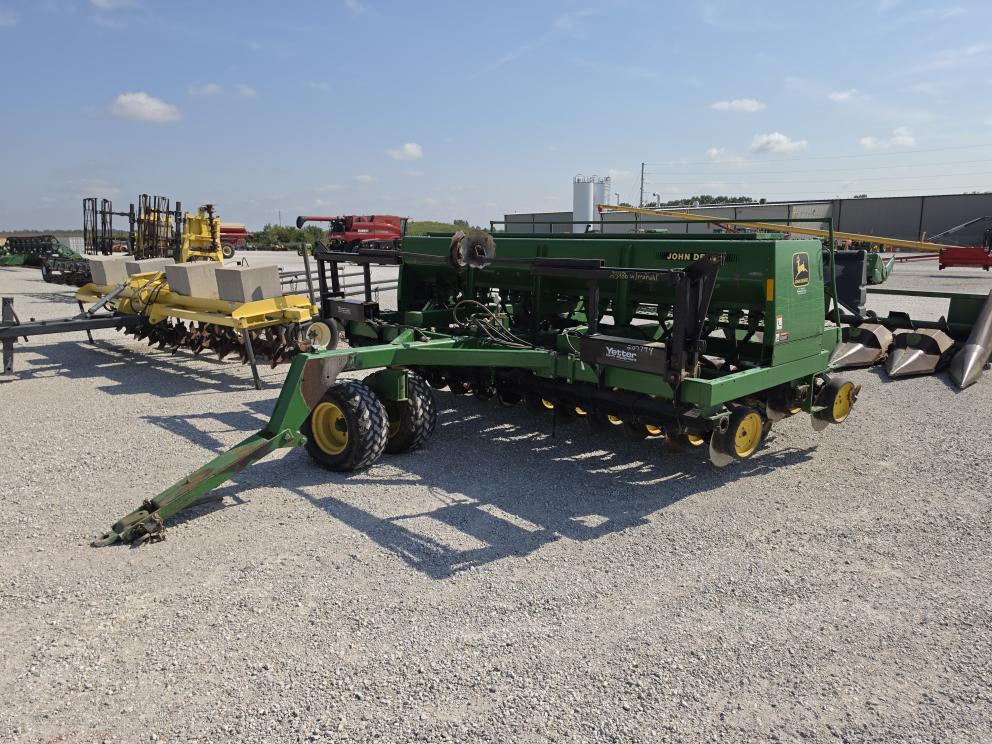 Image for 1996 John Deere 750