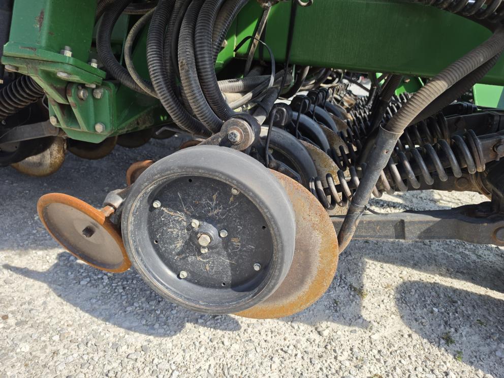 Image for 2005 John Deere 1890