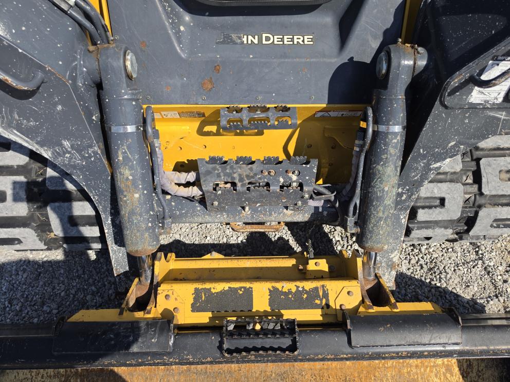 Image for 2024 John Deere 331G